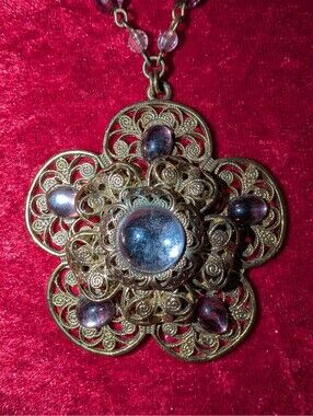 Vintage Gold Tone Filigree Floral Pendant Necklace with Glass Cabochons